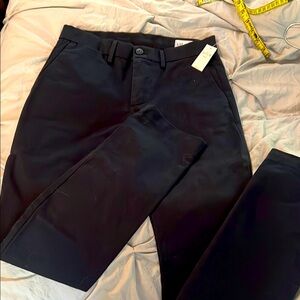 Gap Men’s pants Navy Blue NWT pants 28 X 30 Skinny leg